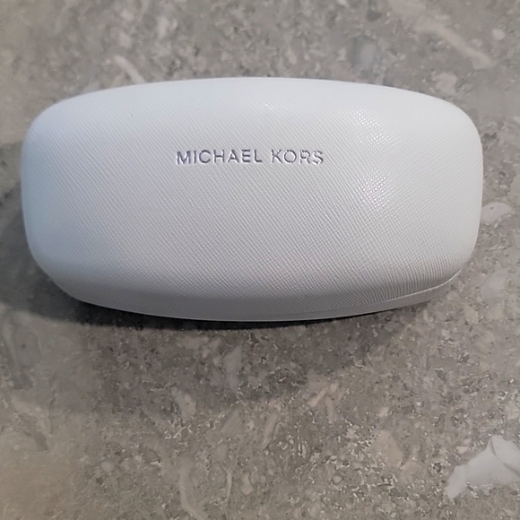 Michael Kors Sunglasses Case - Picture 1 of 2